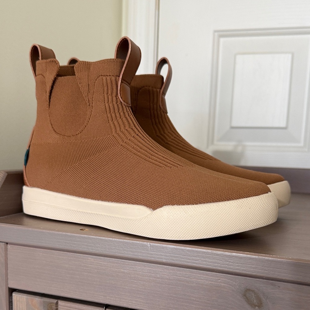 ⭐️ Vessi Weekend Chelsea sneaker ankle boot shoes limited ed colour women’s 7 m6